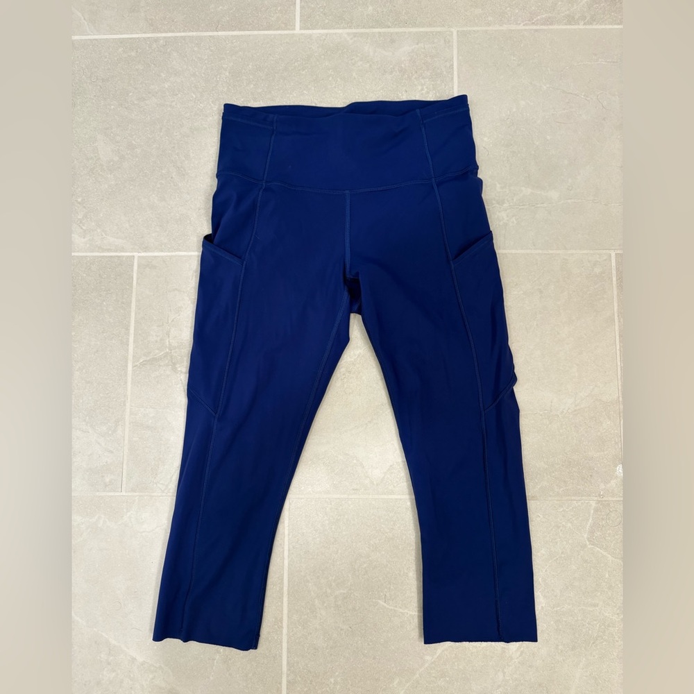 Lululemon Fast and Free Crop II Leggings Nulux 19’’ in Psychic Blue Size 6 - Picture 3 of 14